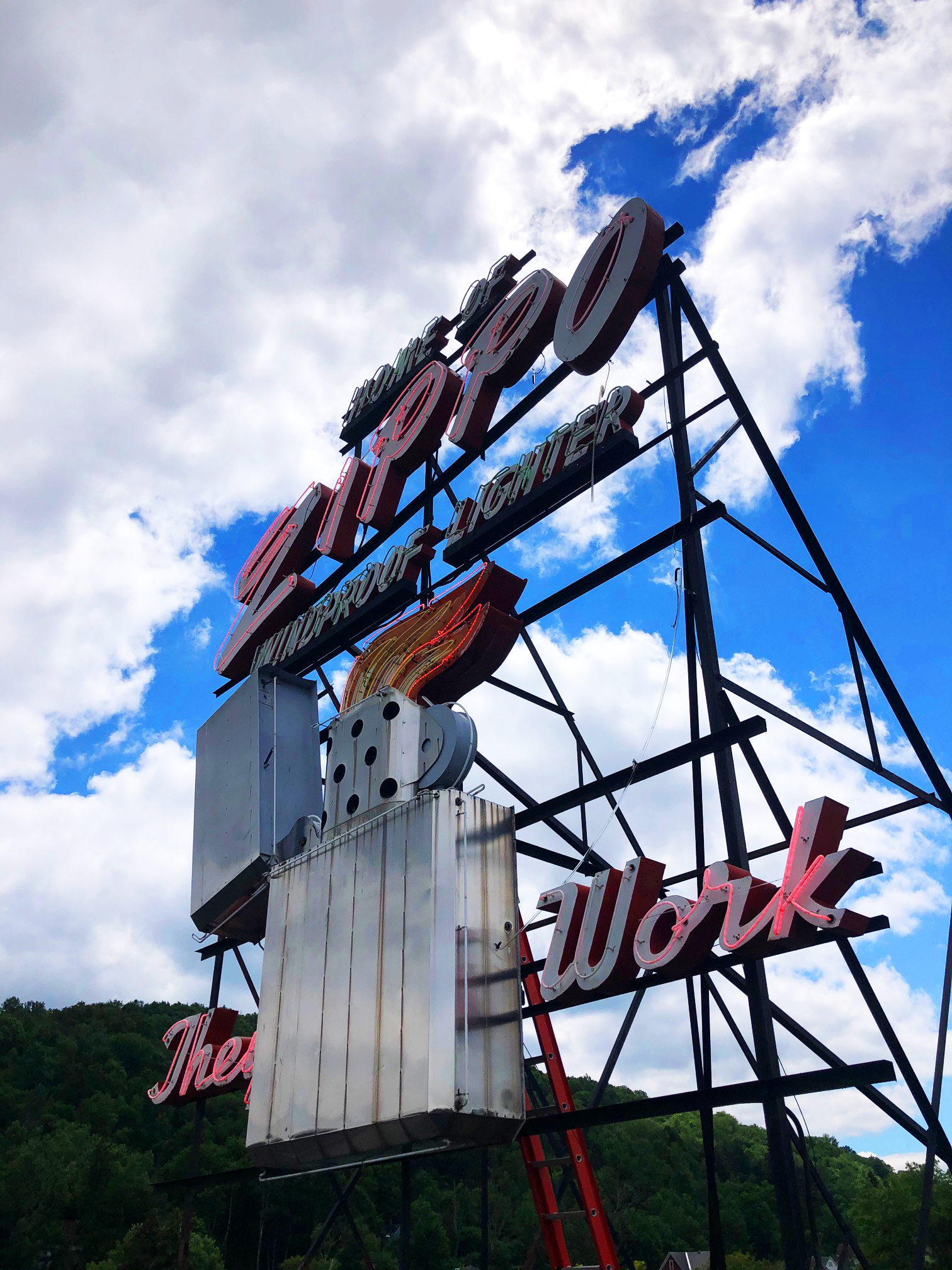 Zippo & Case Knives Signage: A Neon to LED Transformation